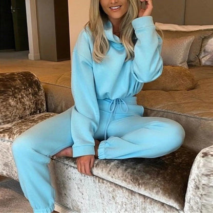 Conjunto "Cozy Comfort": Sudadera Oversized y Joggers de Tacto Suave
