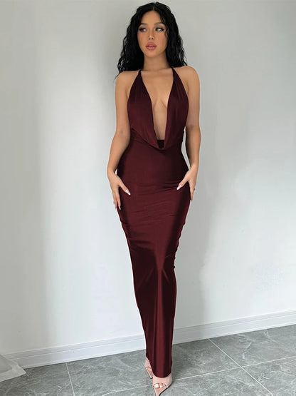 Vestido "Midnight Gala": Escote Halter y Espalda Descubierta