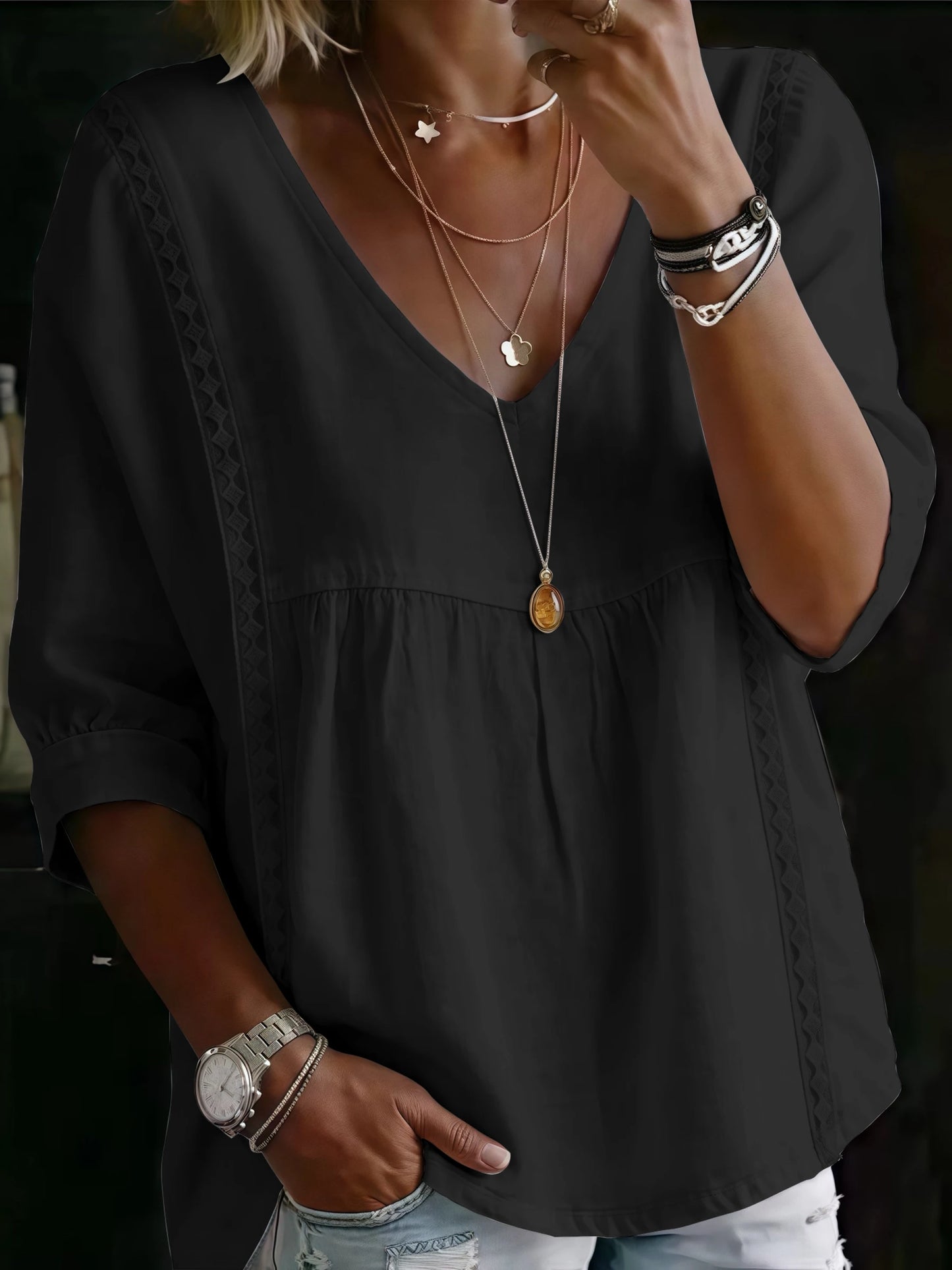 Blusa Casual Oversize Escote V con Encaje – Ligera, Fresca y Elegante para Primavera y Verano