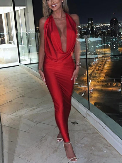 Vestido "Midnight Gala": Escote Halter y Espalda Descubierta