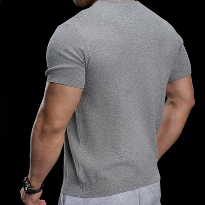 👕 50% RABATT! ✨ Atmungsaktives V-Ausschnitt Strick-T-Shirt – Strukturiert & sportlicher Schnitt – Perfekt für Gym, Streetstyle oder den Alltag – bequem & vielseitig 🏋️🔥